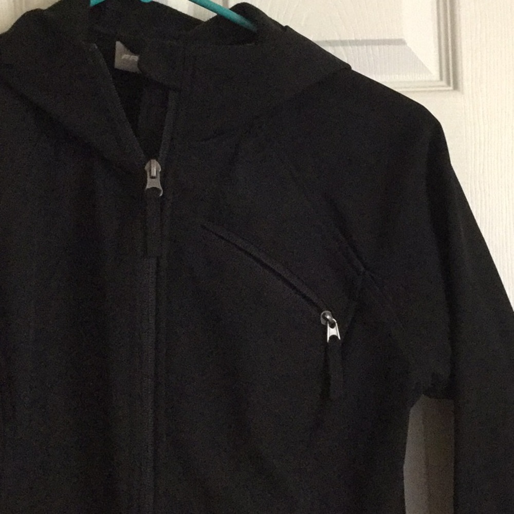 Waterproof jacket - Picture 2 of 2